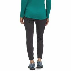Patagonia R1 Daily Bottoms Women ink black/black x-dye -Casual Pants and Jeans Shop patagonia r1 daily bottoms women ink black black x dye 3