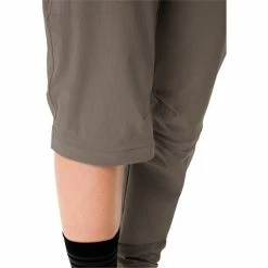 VAUDE Farley Stretch III Capri T-Zip Pants Women coconut -Casual Pants and Jeans Shop vaude farley stretch iii capri t zip pants women coconut 5